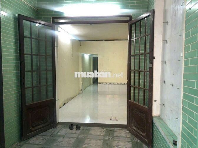 Cho thuê nhà nguyên căn hẻm xe hơi Diện tích rộng