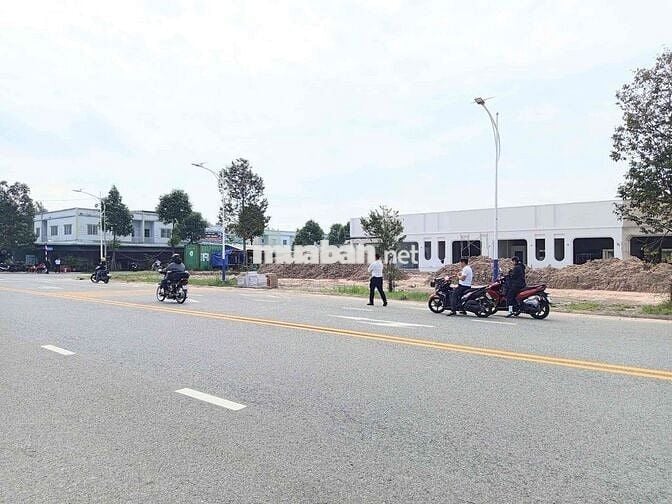 Ngộp Bán Nhanh 150m2 full thổ + shophouse sẵn trên đất - Ký CC ngay
