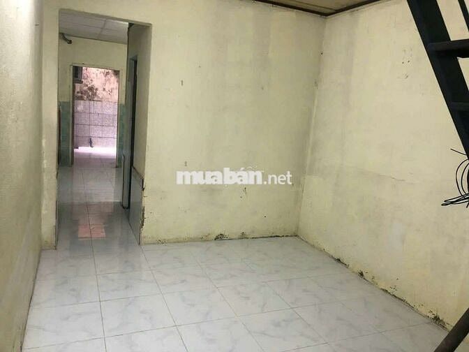 Cho thuê nhà nguyên căn hẻm xe hơi Diện tích rộng