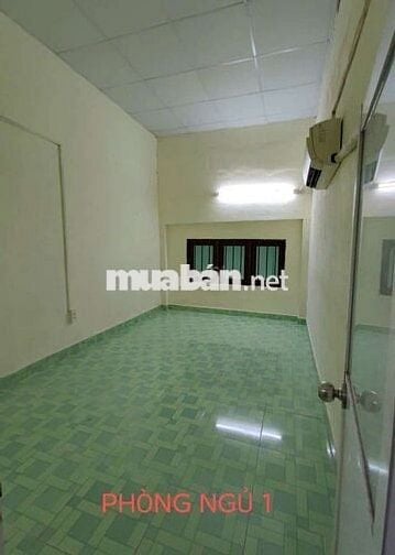 Cho thuê nhà nguyên căn hẻm xe hơi Diện tích rộng