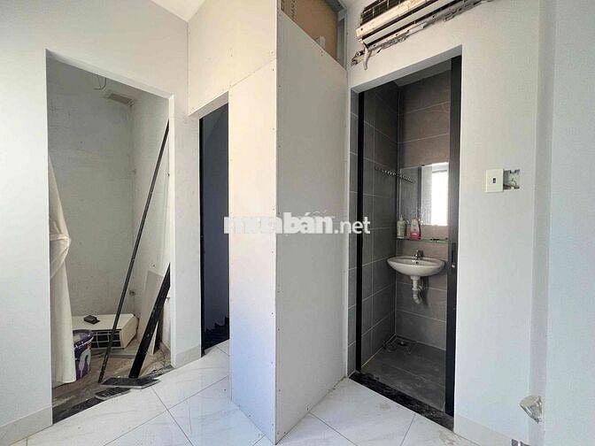 QUẬN 10- FULL NT, NEW 100% CỬA SỔ TRỜI- GẦN ĐH HUFLIT, BÁCH KHOA