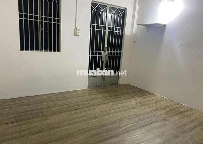 Nhà Bùi Quang Là gv dt 4x9m 1 lầu đúc suốt 2wc