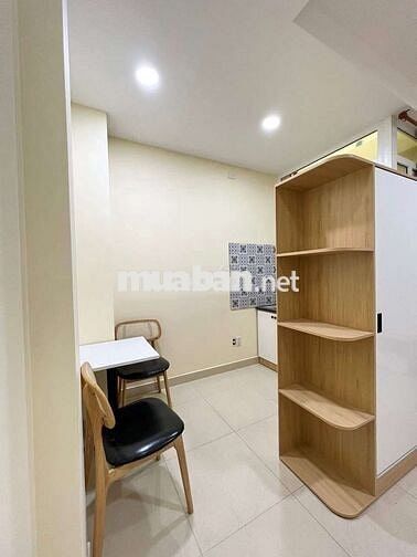 STUDIO TÁCH BẾP - FULL NỘI THẤT - RỘNG 30M2 TẠI VÒNG XOAY HÀNG XANH