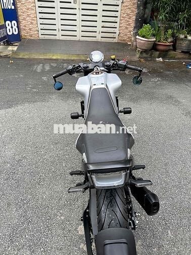 VITPILEN HUSVARNA 401