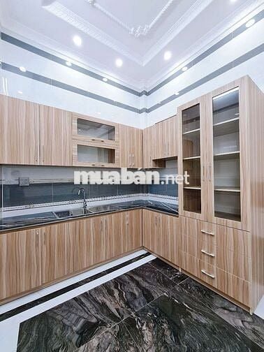 Nhà tân cổ Điển 3 Phòng Ngủ. GẦN ĐẠI HỌC CẦN THƠ