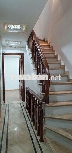 Bán nhà Mặt phố 7 tầng thang máy- gần TTTM Aeon Long Biên, đẳng cấp