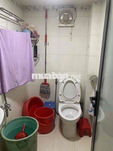 Nhà full nội thất 5x20 trệt lầu 3pn như hình
