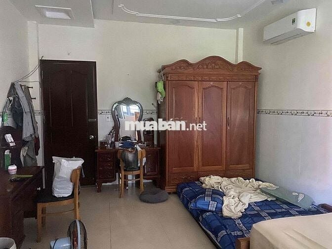 Nhà full nội thất 5x20 trệt lầu 3pn như hình