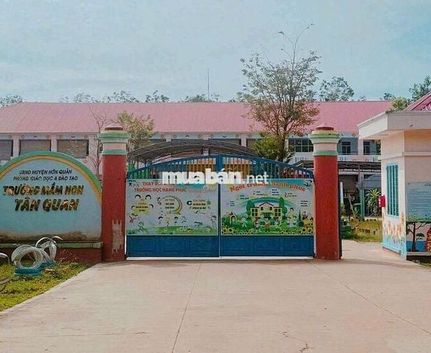 Cô Sáu gần nhà có thằng con vỡ nợ cần bán gấp lô đất thổ cư ạ