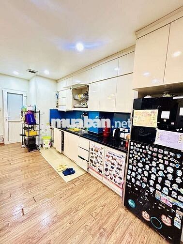 Bán căn hộ chung cư 310 Minh Khai. Nhà đẹp tầng đẹp giá tốt