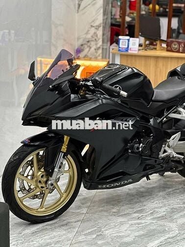 Honda CBR250RR quý công tử của phân khúc 300cc