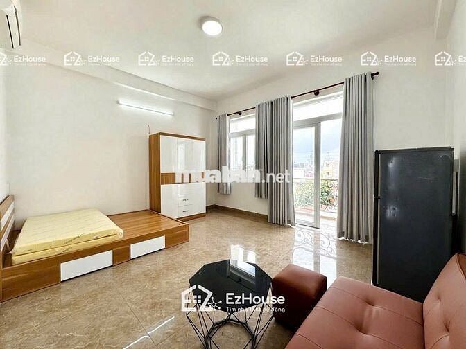Cho Thuê Căn Hộ Ban Công Full Nội Thất ở Hoàng Hoa Thám ở Bình Thạnh