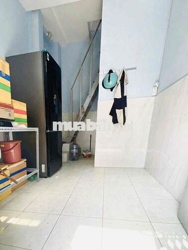 Nhà 1 trệt 1 lầu hẻm xe tải ngay ngã 4 Bốn Xã