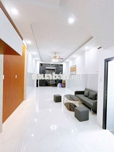 200m Tiện ích đầy đủ, Gấn bán nhà Lê Thúc Hoạch 45M2 giá chỉ: 5ty75