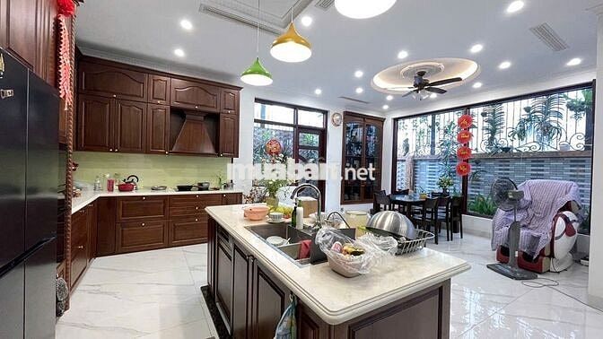 Bán nhà biệt thự 180m2, 5 tầng, khu đô thị Dương Nội, Hà Đông.