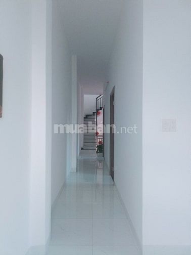 Nhà Mới Xây, Mặt Tiền 2,5 Tầng, Gần Chợ Hoà Thọ Tây