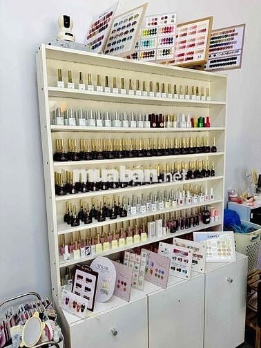 cần sang tiệm nail giá 65tr ( bao gồm cọc 1 tháng ) mb thông thoáng