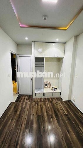 Cho thuê nhà mặt tiền kinh doanh 6x15 Quận Phú Nhuận