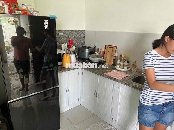chính chủ cần bán căn hộ chung cư quận 8