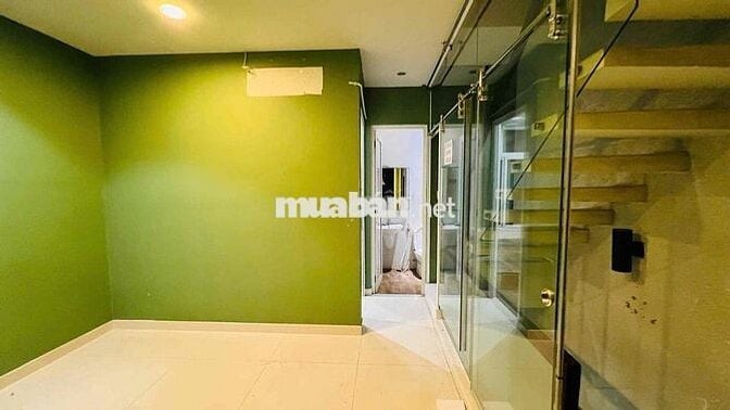 Cho thuê nhà mặt tiền kinh doanh 6x15 Quận Phú Nhuận
