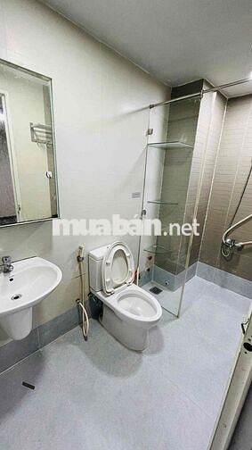 Cho thuê nhà mặt tiền kinh doanh 6x15 Quận Phú Nhuận