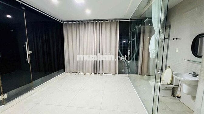 Cho thuê nhà mặt tiền kinh doanh 6x15 Quận Phú Nhuận