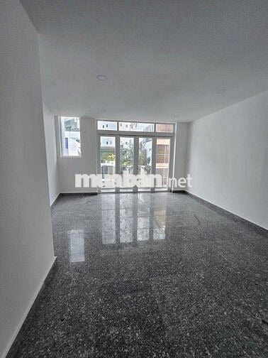 Mặt Tiền Tân Hải Hầm Xe Hơi Trệt 5 Lầu Nở Hậu Toà Nhà Văn Phòng