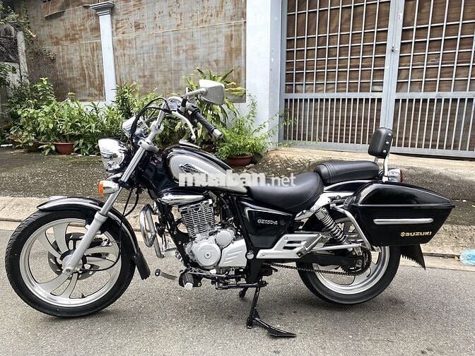 Suzuki GZ 150-A Fi màu đen xe nhập Nhật