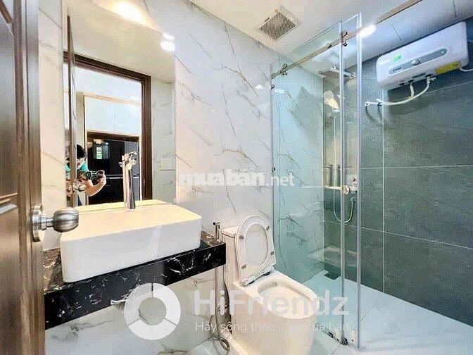 CHO THUÊ CHDV STUDIO CAO CẤP BAN CÔNG NGAY TRƯỜNG SA QUẬN 3. THANH MAY