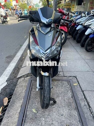 Honda air blade thái Fi 2010 mới 90% biển số TP