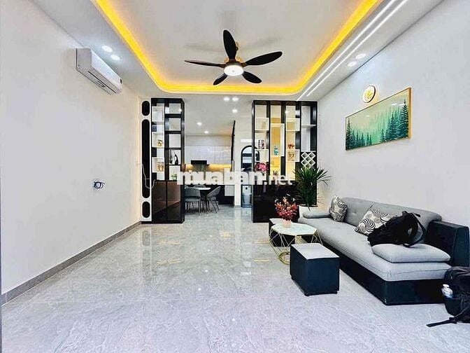 Bán nhà diện tích  50m2 xây 3 tầng chỉ hơn 5 tỷ,Phạm Văn Chiêu Gò Vấp