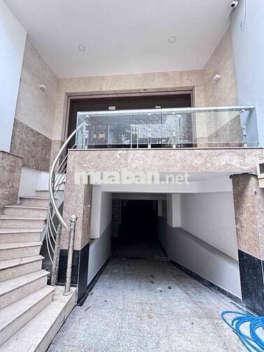 Mặt Tiền Tân Hải Hầm Xe Hơi Trệt 5 Lầu Nở Hậu Toà Nhà Văn Phòng