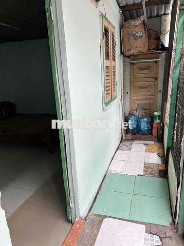 cho thuê phòng gần cầu vượt quang trung. 1.600.000 Rác và wifi free