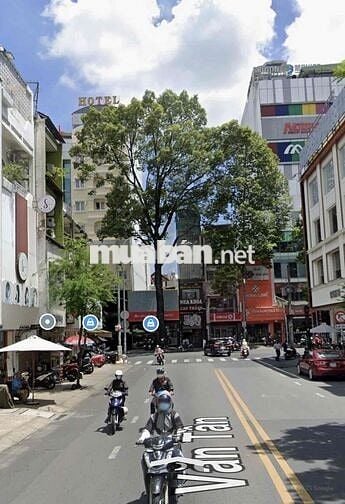 Nhà góc 2 MT đường Võ Văn Tần, Quận 3 – 4,5 × 7 m, 3 tầng, thuê 30tr