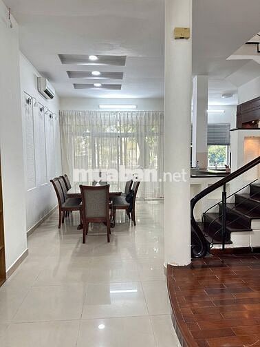 Biệt thự Phú Mỹ Hưng Q.7 cho thuê, 4 phòng, có sauna, sân ô tô_1.800$