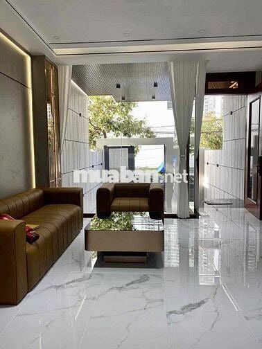 Cho thuê nhà phố 4 lầu, 1 thượng