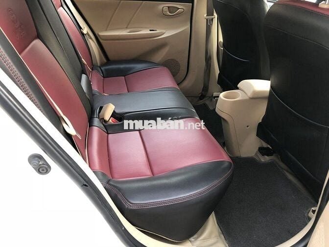 Toyota Vios 2017 số sàn màu trắng đẹp