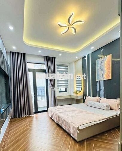 2/3 Nguyễn Sỹ sách hẻm 8m.dt.5x20m 2 lầu 3 phòng