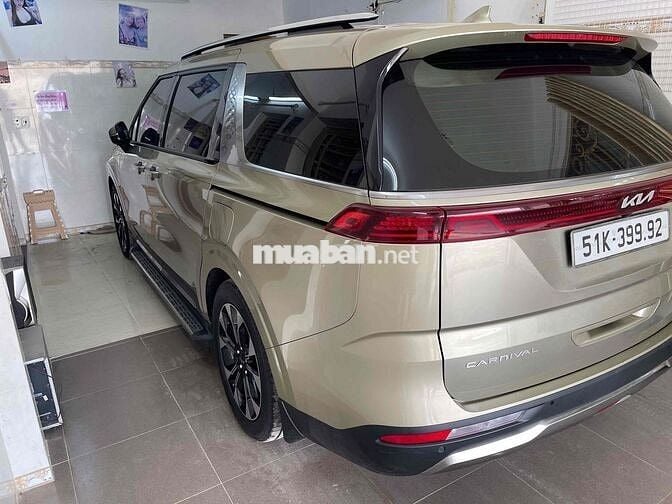 Kia Carnival 2022 3.5G Signature 7 chỗ - 16000 km