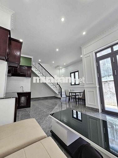 Bán nhà xây mới hẻm 52 Hùng Vương gần Vincom Hùng Vương giá 2,25 tỷ