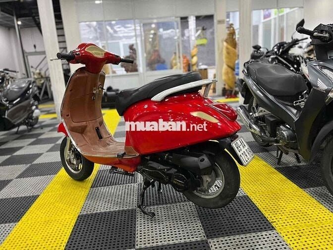 Vespa 50cc đẹp, máy êm thì thầm bao vọt