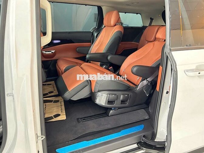 Kia Carnival Sig 2024, Đi 26.000km Còn Full Seal