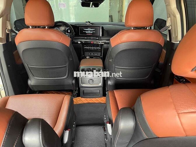 Kia Carnival 2022 3.5G Signature 7 chỗ - 16000 km