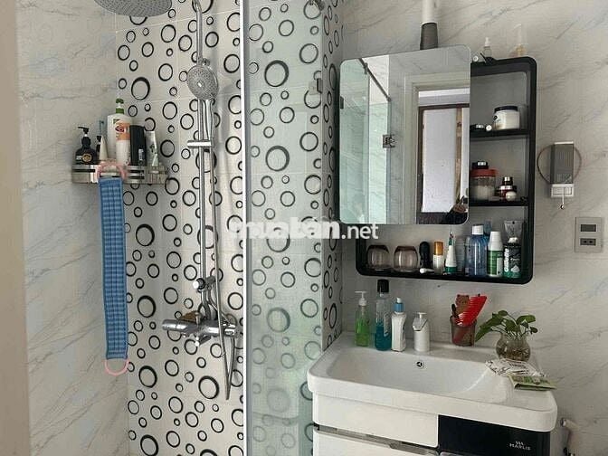 Chính chủ cho thuê biệt ghự đẹp rẻ compoud giá siêu tốt, nt mới