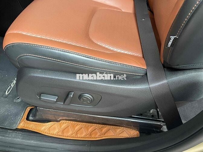 Kia Carnival 2022 3.5G Signature 7 chỗ - 16000 km