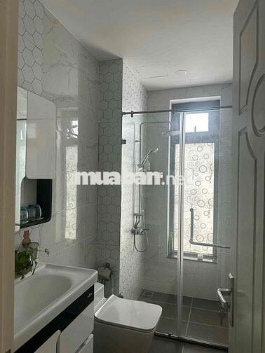 Chính chủ cho thuê biệt ghự đẹp rẻ compoud giá siêu tốt, nt mới