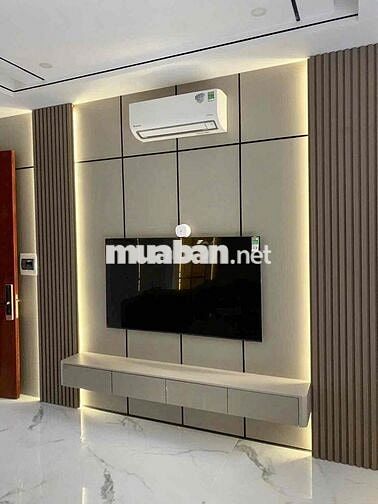 Cho thuê nhà phố 4 lầu, 1 thượng