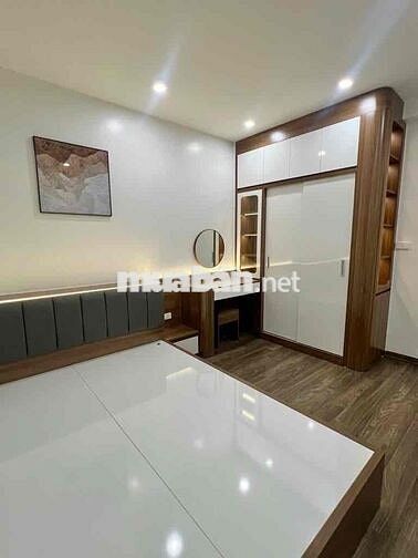 Bán CC Mặt Hồ Linh Đàm| 86m2 - 3 Ngủ - 2WC - 5.8 tỷ| View Hồ Thoáng