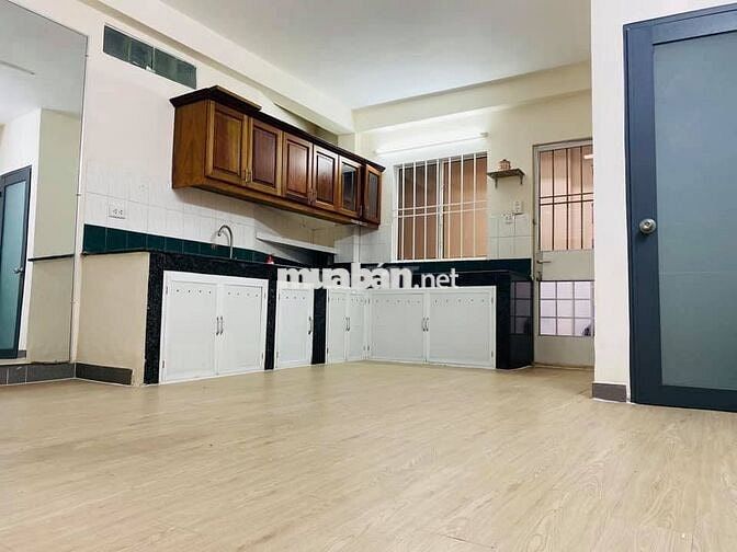 Nhà HXH Phan Đăng Lưu. P.1. Phú Nhuận 3.2x19.5m; 3PN 2WC; 22.5tr TL