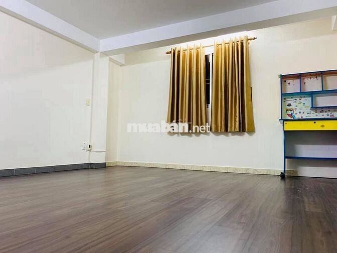 Nhà HXH Phan Đăng Lưu. P.1. Phú Nhuận 3.2x19.5m; 3PN 2WC; 22.5tr TL